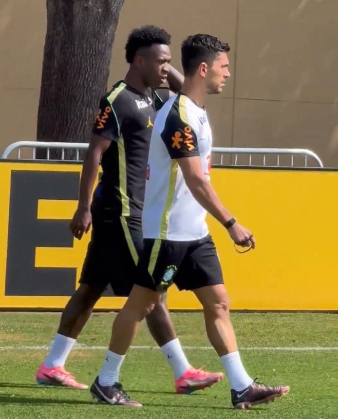 罗马诺：维尼修斯恢复训练，可以代表巴西出战克罗地亚